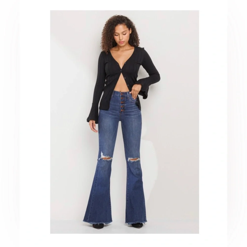 JUST IN/ MARLIE HIGH RISE DISTRESSED BELL BOTTOM DENIM - Picture 2 of 11